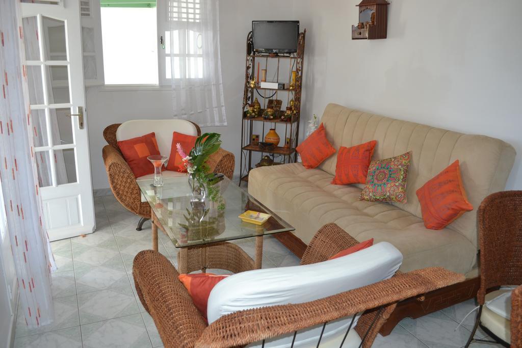 La Nicotoria Apartments Deshaies Zewnętrze zdjęcie